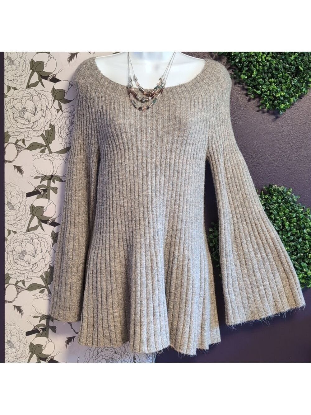 Lace Up Back Soft Pink & Heather Gray Bell Sleeve Tunic Sweater - Picture 6 of 6